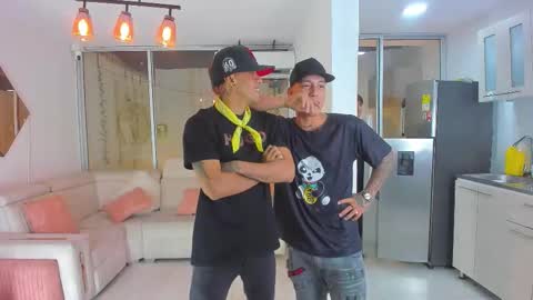 Snapshot of houseofwarrios chatting on 11.11.25 we are Harry Jersi pablo and our mod talco online show from 11.11.25