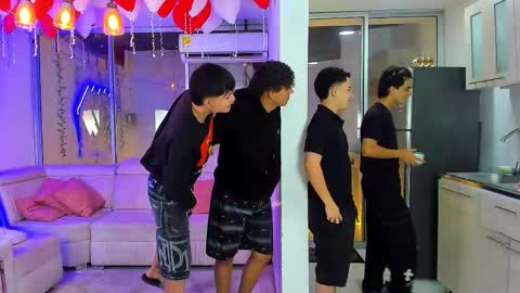 Snapshot of houseofwarrios chatting on 02.20.26 we are Harry Jersi pablo and our mod talco online show from 02.20.26