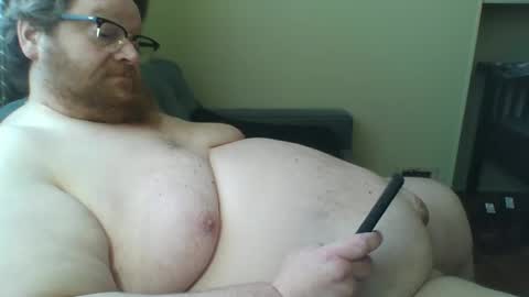 Snapshot of hrpudgenstuff chatting on 10.04.25 hrpudgenstuff online show from 10.04.25