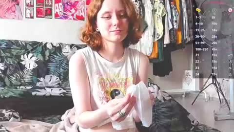 Snapshot of hua_lian chatting on 07.06.26 Alice online show from 07.06.26