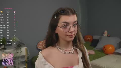 Diane online show from 10.29.25