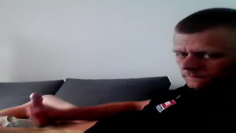 Snapshot of hubikush22 chatting on 06.11.26 hubikush22 online show from 06.11.26