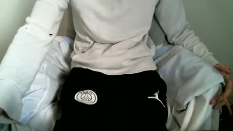 Keanu online show from 02.08.26