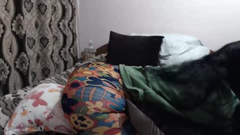 hugeassdevil online show from 02.23.26