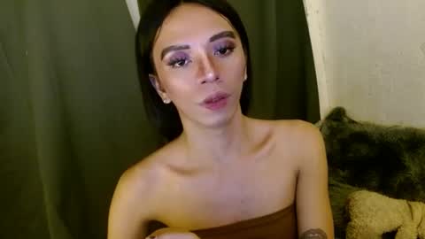 Snapshot of hugecock_caraxx chatting on 12.19.24 Cara online show from 12.19.24