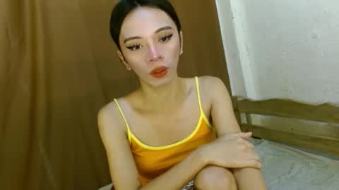 Snapshot of hugecock_caraxx chatting on 02.13.25 Cara online show from 02.13.25