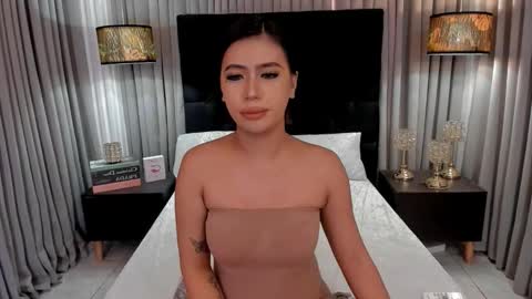 Snapshot of hugeirish2003 chatting on 11.08.25 Irish online show from 11.08.25