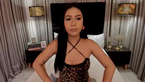 Snapshot of hugeirish2003 chatting on 11.19.25 Irish online show from 11.19.25