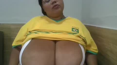 LUCYSANX online show from 02.27.26