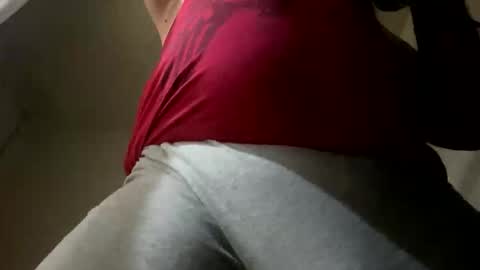 Snapshot of hughfat chatting on 11.28.25 hughfat online show from 11.28.25