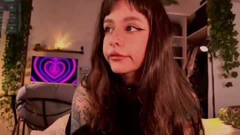 Mika online show from 03.27.26