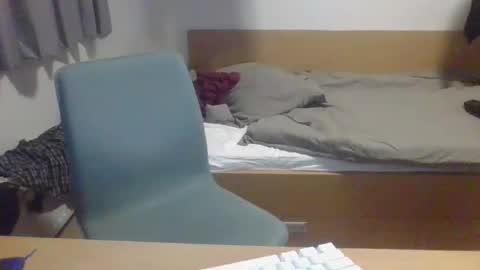 Snapshot of hugoxx22 chatting on 02.18.25 hugoxx22 online show from 02.18.25