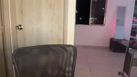 hun_damer online show from 10.12.25