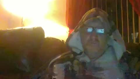 Snapshot of hung69foryou chatting on 12.29.24 hung69foryou online show from 12.29.24