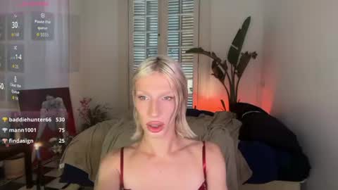 Alice help me reach 100 likes  online show from 07.06.26