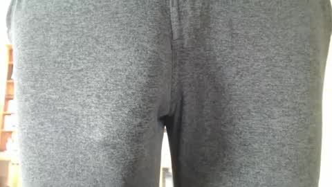 Big uncut cock dripping online show from 02.11.25