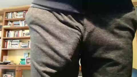 Big uncut cock dripping online show from 03.01.25