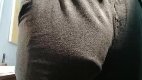 Big uncut cock dripping online show from 05.19.26