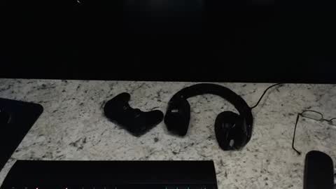 Snapshot of hungbidad666 chatting on 12.01.24 FootLover online show from 12.01.24