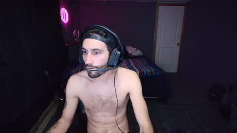 Snapshot of hungbidad666 chatting on 12.04.24 FootLover online show from 12.04.24