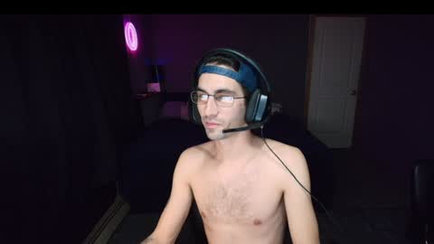 Snapshot of hungbidad666 chatting on 12.07.24 FootLover online show from 12.07.24