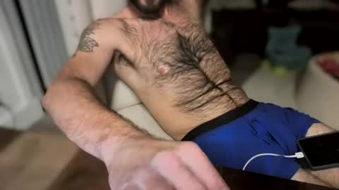 Snapshot of hungbistud916 chatting on 12.01.25 hungbistud916 online show from 12.01.25