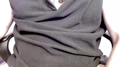 Snapshot of hungnuncutboy chatting on 02.20.25 hungnuncutboy online show from 02.20.25