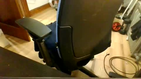 Snapshot of hungspidey chatting on 01.09.26 Hung Spidey online show from 01.09.26