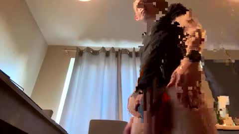 Snapshot of hungteasex chatting on 04.29.26 HungTeaseX online show from 04.29.26