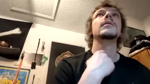 Snapshot of hungtxcock92 chatting on 02.21.25 hungtxcock92 online show from 02.21.25