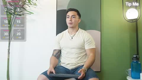 hunk_ryan online show from 02.11.25