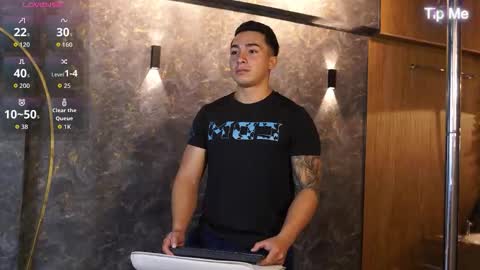 hunk_ryan online show from 11.29.25