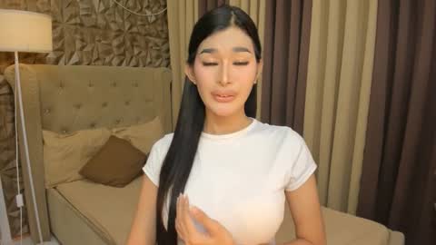 Snapshot of hunkhomerontop chatting on 10.26.25 hunkhomerontop online show from 10.26.25