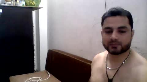 Snapshot of hunkster102 chatting on 05.01.26 hunkster102 online show from 05.01.26