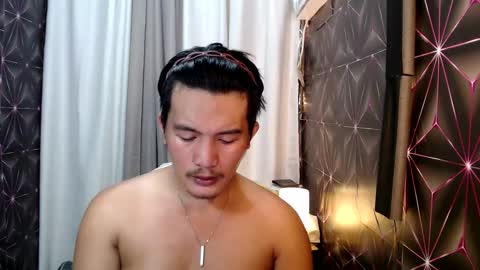 hunkylloyd online show from 01.28.25