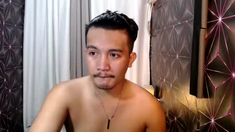 hunkylloyd online show from 02.20.25