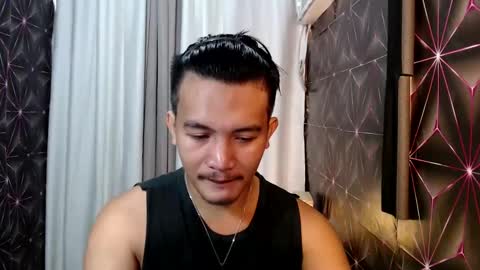 hunkylloyd online show from 02.21.25