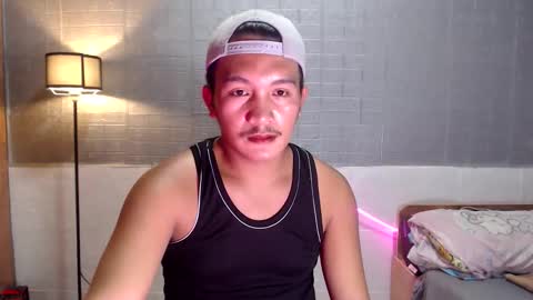 hunkylloyd online show from 02.24.26