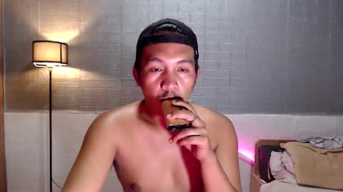 hunkylloyd online show from 03.16.26