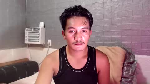 hunkylloyd online show from 04.04.26