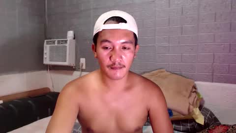 hunkylloyd online show from 04.06.26