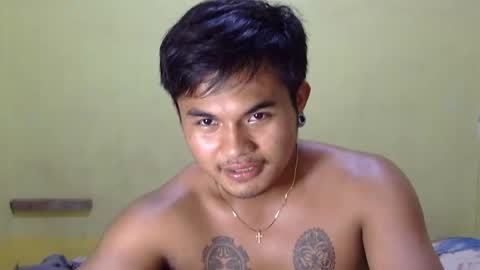 hunkyzeus online show from 10.12.25