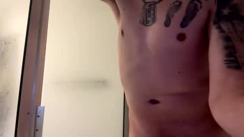 Snapshot of hunter301775 chatting on 01.11.26 Hunter online show from 01.11.26