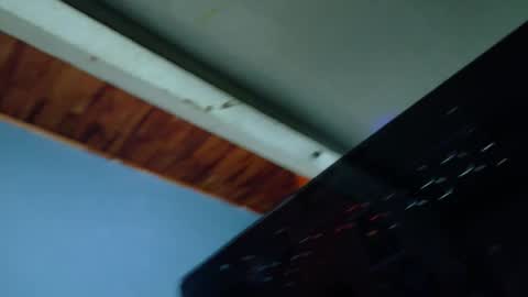 Hunter  online show from 10.20.25