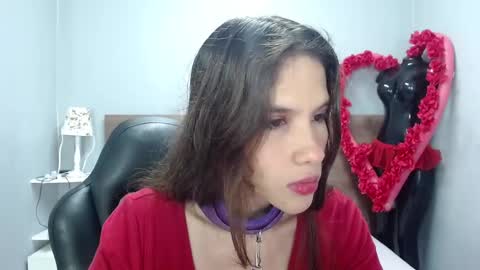 I G N I S  online show from 02.23.25