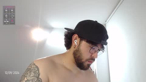 Snapshot of hunter_of_mn chatting on 12.10.24 online show from 12.10.24