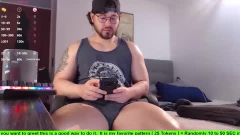 Snapshot of hunter_of_mn chatting on 11.17.25 online show from 11.17.25