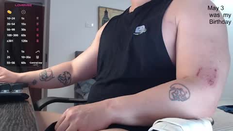 Snapshot of hunter_of_mn chatting on 05.20.26 online show from 05.20.26