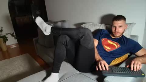 Snapshot of hunterbridges chatting on 11.22.25 Hunter Bridges online show from 11.22.25