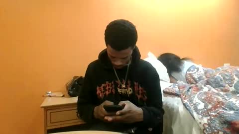 Snapshot of huntersplayground chatting on 11.02.25 NEW 2 THIS LETS HAVE SOME FUN online show from 11.02.25